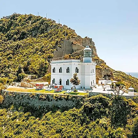 Faro Punta Imperatore Hotel